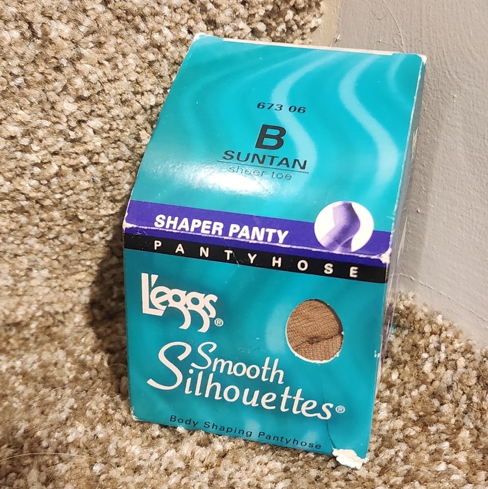 Smooth Silhouettes Shaper Panty  Panyhose Suntan B